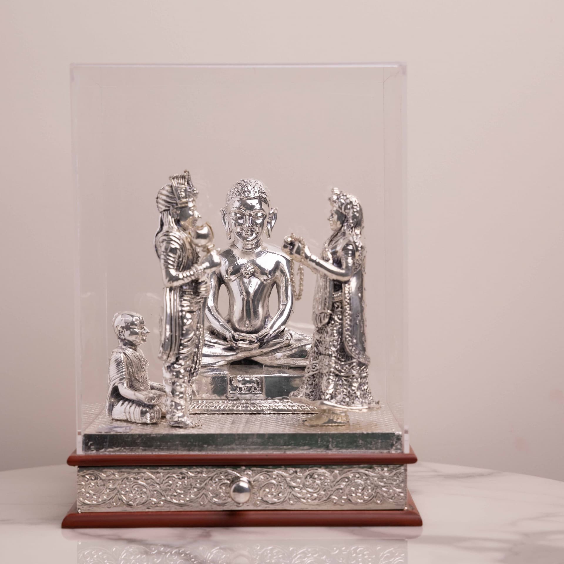 Mahaveer Blessing, Silver Wedding